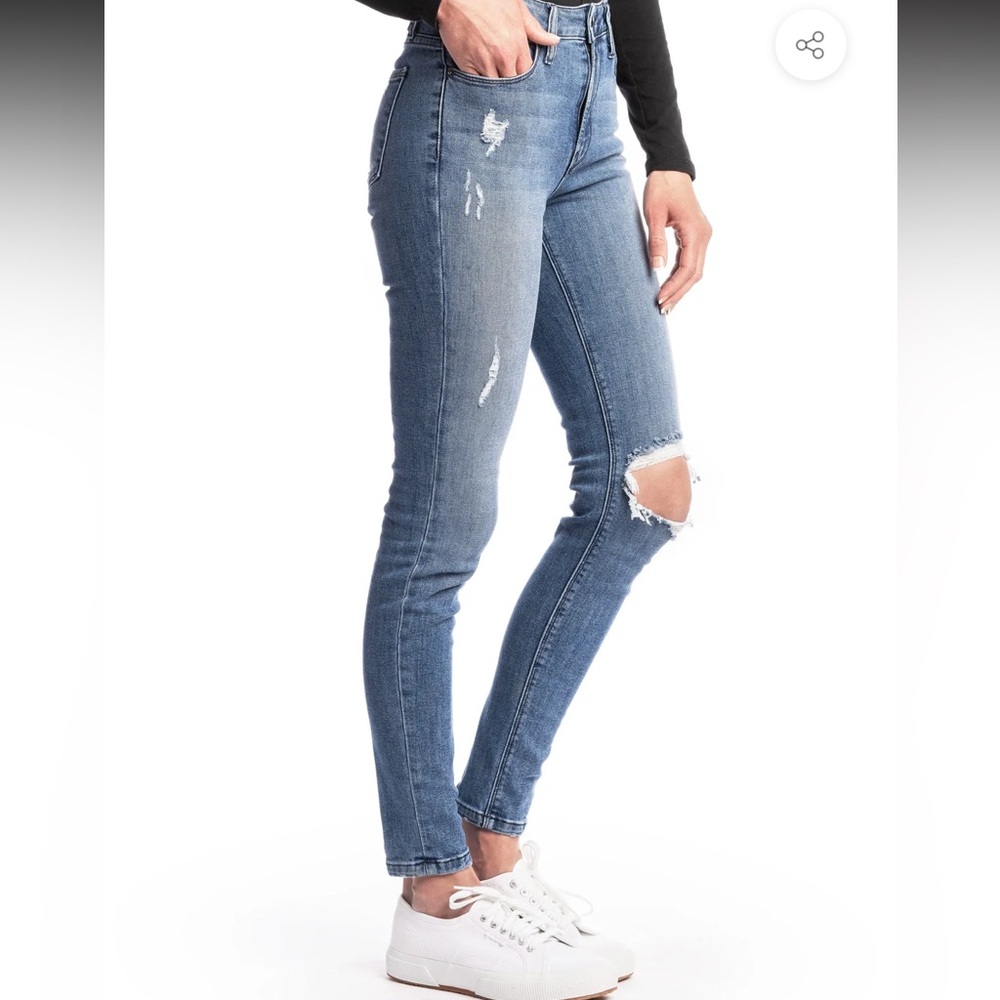 Women's Skinny Jeans in Blue - Picture 3 of 4